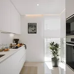 Lejlighed Talamone - 2 Bedrooms And Balcony In Alvalade