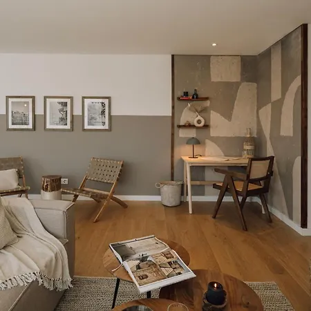 Talamone - 2 Bedrooms And Balcony In Alvalade * ליסבון