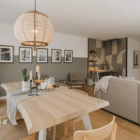 Talamone - 2 Bedrooms And Balcony In Alvalade Apartment