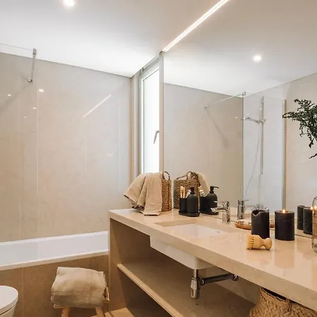 Talamone - 2 Bedrooms And Balcony In Alvalade Lisboa